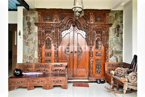 image HUNIAN PREMIUM 300M² DENGAN SOLAR PANEL DEKAT LRT HARJAMUKTI (3)