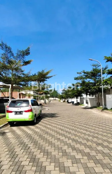 image RUMAH BARU MINIMALIS MURAH 400 JT AN  (BISA KPR ). 5 MENIT DARI EXIT TOL SAWOJAJAR MALANG. SISA 1 UNIT. (4)