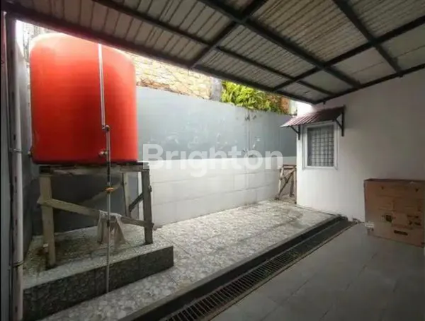image RUMAH NYAMAN SEMI FURNISHED DI REGENCY BALIKPAPAN, SHM (7)