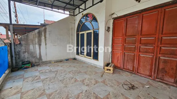 image RUMAH MEWAH 2 LANTAI STRATEGIS DI ARENGKA, 4KT 5KM, SHM (2)