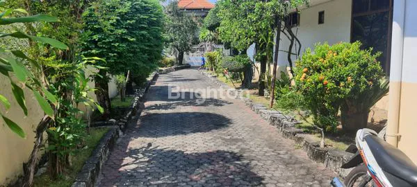 image RUMAH 1 LANTAI DI RAYA PETEMON BARAT (5)