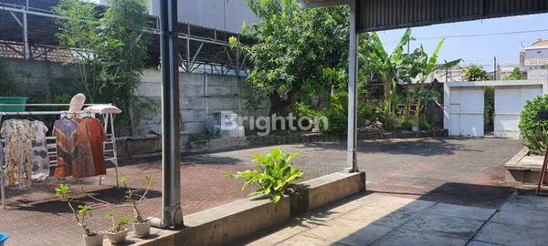 image RUMAH 1 LANTAI DI RAYA PETEMON BARAT (3)