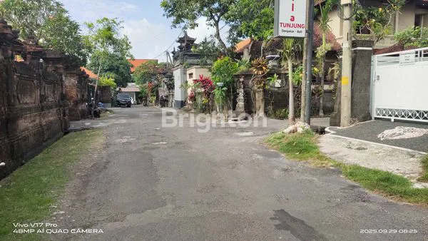 image RUMAH LEGA HALAMAN LUAS DI SEWAKAN (7)