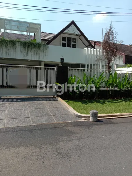 DISEWAKAN RUMAH MEWAH PONDOK INDAH SIAP HUNI DEKAT PIM & RSPI