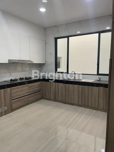 image NORTH EMERALD CUIIIAMIK FOR SALE (4)