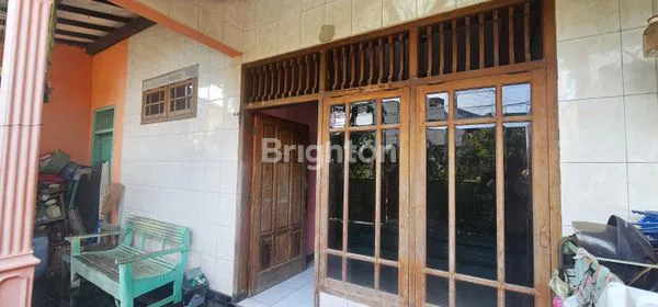 image HUNIAN STRATEGIS 150M² DI SEMARANG TIMUR, 7 MENIT KE TOL (2)