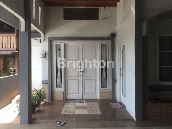 image RUMAH MEWAH 2 LANTAI DI TAMAN ROYAL 2 CIPONDOH, SHM (6)