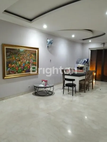 image RUMAH MEWAH LEORA ALAM SUTERA, FULL FURNISHED, DEPAN TAMAN (8)