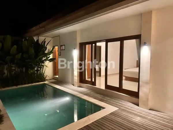 image VILLA MODERN SUNSET VIEW CEMAGI (1)