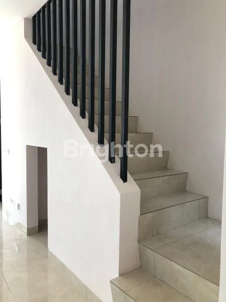 image DISEWAKAN RUMAH DI CLUSTER PREMIUM KOTA WISATA (7)