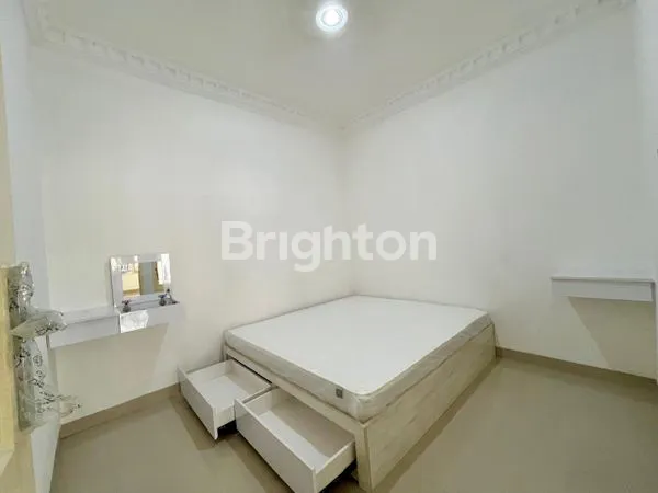 image RUMAH 1 1/2 LANTAI PORIS UNDER 1 MILYAR SIAP HUNI (4)