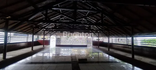 image GEDUNG RAYA PONTI SIAP PAKAI, PELUANG BISNIS MENJANJIKAN DI KAWASAN SIDOARJO (2)