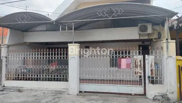 image RUMAH 2 LANTAI JL PUCANG ANOM GUBENG SURABAYA (1)