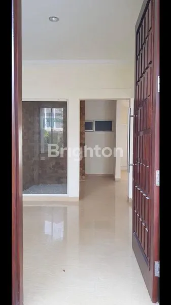 image RUMAH MEWAH RENOVASI TOTAL DI ALAM SUTERA PELANGI, 5 KT, 6 KM (4)