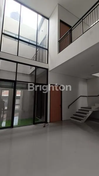 image RUMAH CIAMIK NEW 100% 1 LT SIAP HUNI MINIMALIS MODERN DI PANTAI MENTARI (6)