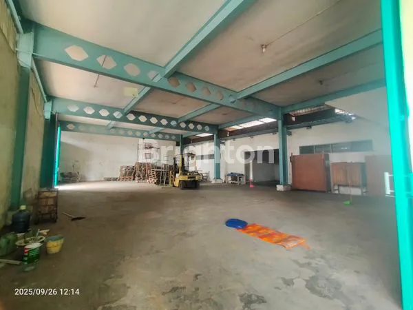 image GUDANG SIAP PAKAI  JALAN RAYA KARANGPLOSO - MALANG (1)