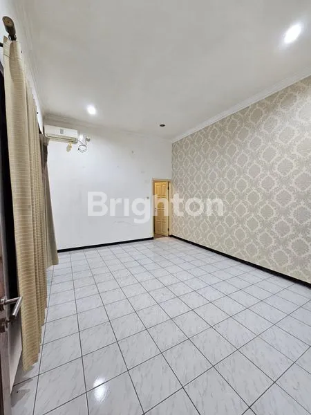 image RUMAH DI SIMPANG DARMO PERMAI SELATAN   (5)