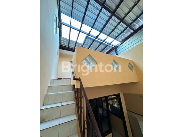 image RUMAH SIAP HUNI PONDOK CHANDRA – RENOVASI MODERN, LINGKUNGAN ASRI (6)