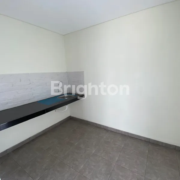 image RUMAH 2 LANTAI 3 KAMAR TIPE BARU PERUMAHAN DE CASABLANCA MALANG SEJUK ASRI ONE GATE SYSTEM (8)