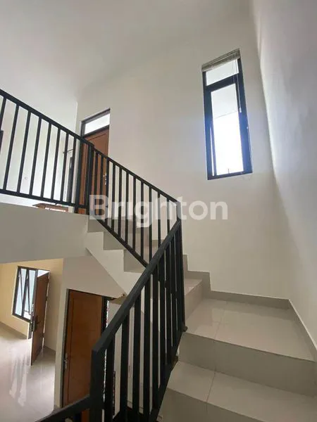 image RUMAH 2 LANTAI CLUSTER KARYAWANGI ASRI\NHUNIAN SEJUK UDARA DAN AIR BERSIH (8)