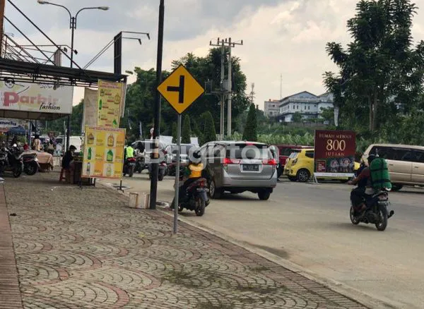 image RUKO HOOK 888 - KOMPLEK MERCI - MEDAN (5)