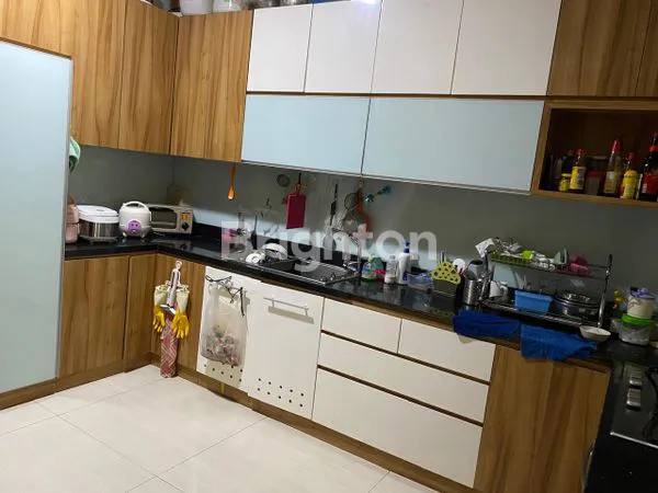 image RUMAH 4 LANTAI MINIMALIS, FULL FURNISHES, DI JUAL CEPAT DAERAH SUNTER PERMAI JAYA, SUNTER - JAKARTA UTARA  (2)