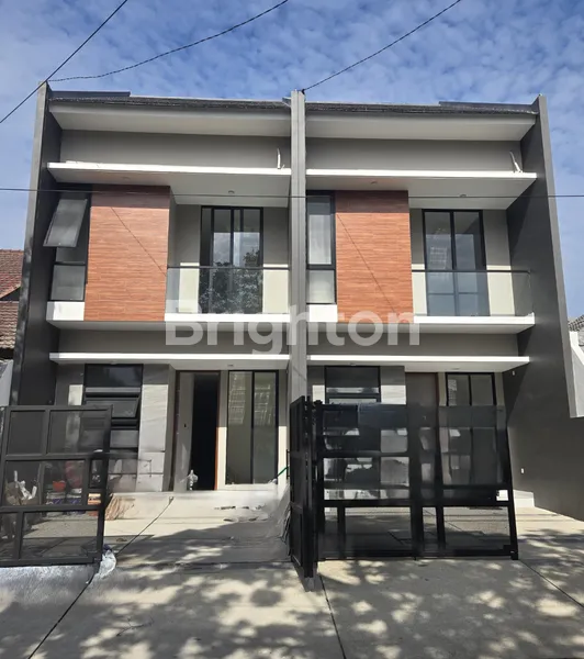 image RUMAH BARU GRESS 100% .. SIAP HUNI !! (1)