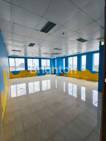 image KANTOR SIAP PAKAI LOKASI DI PUSAT KOTA SLAMET RIYADI (1)