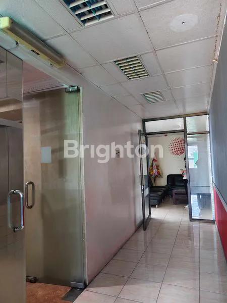 image KANTOR SIAP PAKAI LOKASI DI PUSAT KOTA SLAMET RIYADI (4)