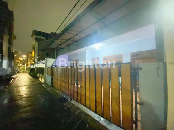 image RUMAH TANJUNG DUREN TERAWAT SIAP HUNI JAKARTA BARAT (4)