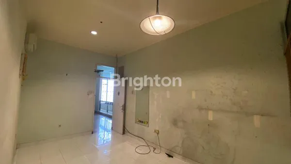 image RUMAH 2 LANTAI STRATEGIS DI TAMAN GALAXY, 5KT, SEMI-FURNISHED (5)