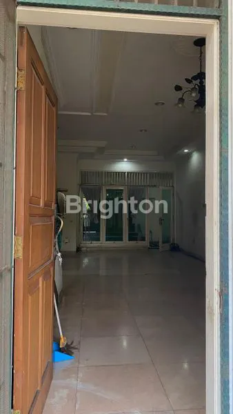 image RUMAH 2 LANTAI STRATEGIS DI TAMAN GALAXY, 5KT, SEMI-FURNISHED (7)