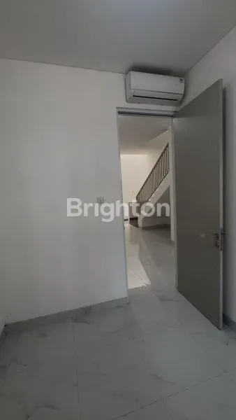 image NEW MINIMALIS 2 LANTAI RUMAH PONDOK TJANDRA (4)