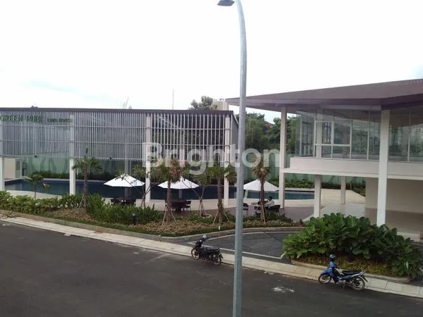 image RUMAH HOOK 2 LANTAI, ASRI DAN NYAMAN UNTUK TINGGAL DI GREEN PURI RESIDENCE (1)