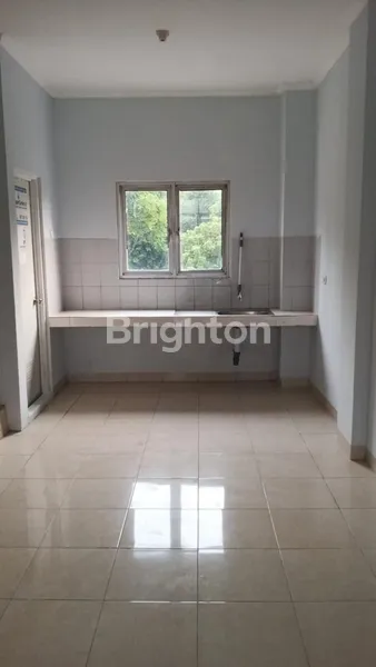 image DIJUAL CEPAT RUKO STRATEGIS DI GLAZE ,GADING SERPONG (4)