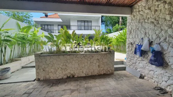 image VILLA BARU  DEKAT PANTAI SINDHU DI JL. BATURSARI, SANUR - BALI (3)