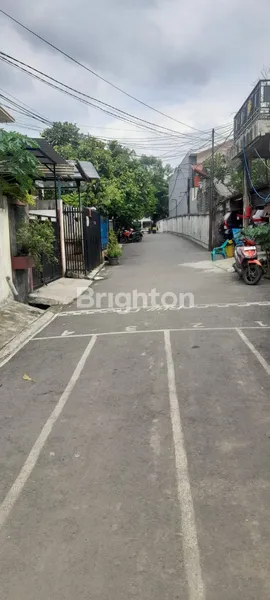 image RUMAH CANTIK DAN NYAMAN SIAP HUNI .DEKAT DANAU DI PETUKANGAN SELATAN  JAKARTA SELATAN  (3)