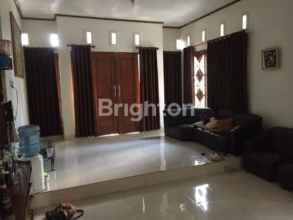 image RUMAH CANTIK DAN  STRATEGIS , GANG MELATI, DENPASAR, BALI. (4)