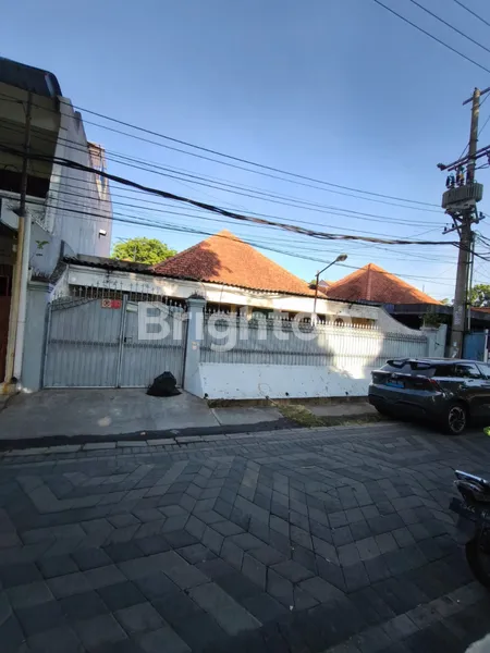 image RUMAH SIAP HUNI DI JALAN KESUMBA (1)