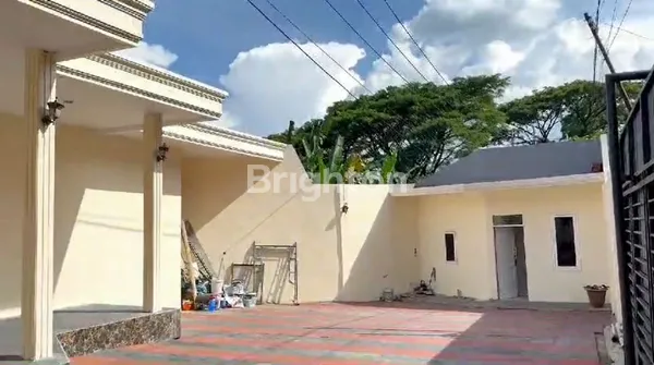image RUMAH VILLA MODERN DENGAN HALAMAN LUAS DI PANDAAN – DESA DUREN SEWU, SIAP HUNI ! (2)