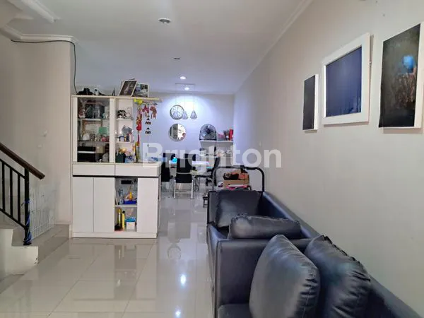 image DIJUAL RUMAH CANTIK DI CLUSTER GADING SERPONG  (2)