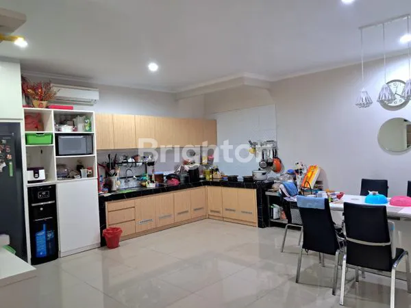 image DIJUAL RUMAH CANTIK DI CLUSTER GADING SERPONG  (3)