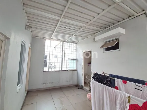 image DIJUAL RUMAH CANTIK DI CLUSTER GADING SERPONG  (5)