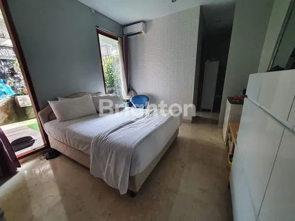 image MODERN 2-LANTAI DI RENON | 4KT 3KM, POOL & GARASI (3)