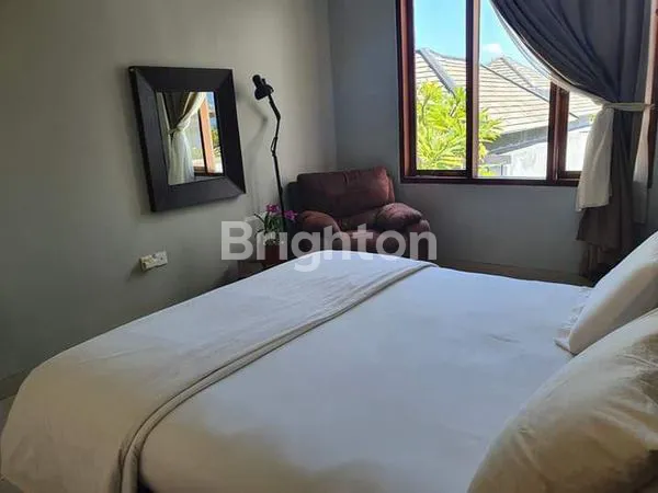 image MODERN 2-LANTAI DI RENON | 4KT 3KM, POOL & GARASI (4)