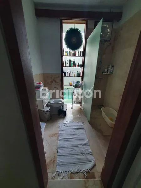 image MODERN 2-LANTAI DI RENON | 4KT 3KM, POOL & GARASI (7)