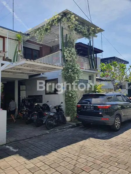 image MODERN 2-LANTAI DI RENON | 4KT 3KM, POOL & GARASI (8)