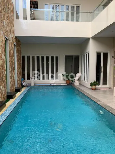 image BANGUNAN LUAS BELAKANG TRANSMART (4)