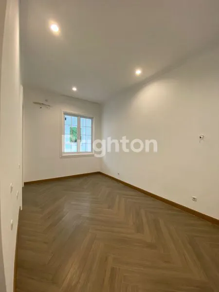 image RUMAH GRAHA FAMILY NEW AMERICAN STYLE SURABAYA BARAT DEKAT PAKUWON MALL UNESA CITRALAND  (8)