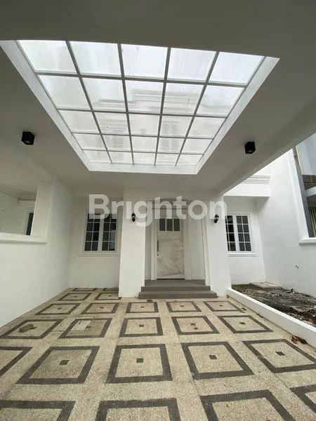 image RUMAH GRAHA FAMILY NEW AMERICAN STYLE SURABAYA BARAT DEKAT PAKUWON MALL UNESA CITRALAND  (3)